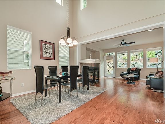5th image of 13784 Morgan Dr NE