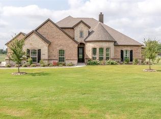 412 Hartley Way, Azle, TX 76020