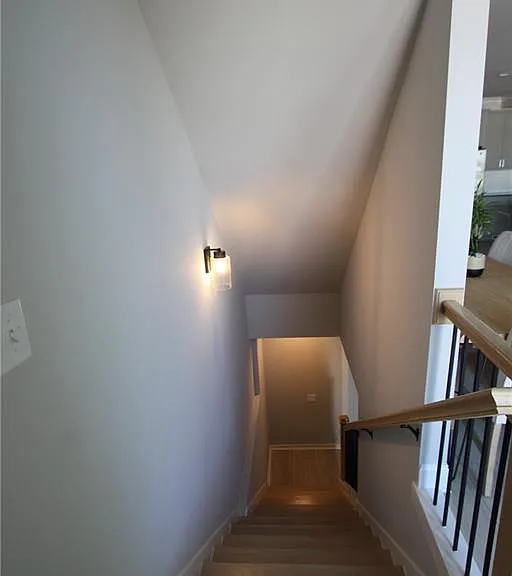 1740 Bolton Rd NW — Photo 16