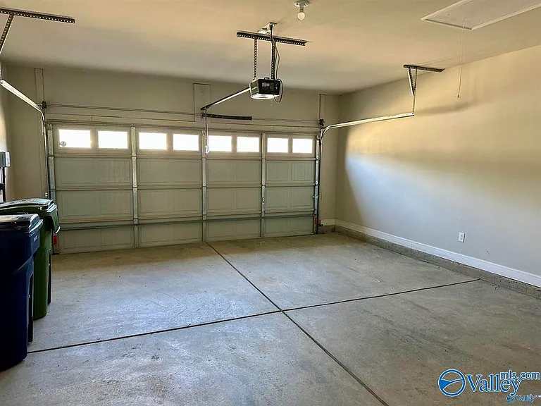 2618 W Creek Dr — Photo 13