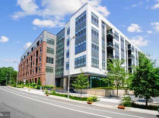 1761 Old Meadow Rd #106, McLean, VA 22101