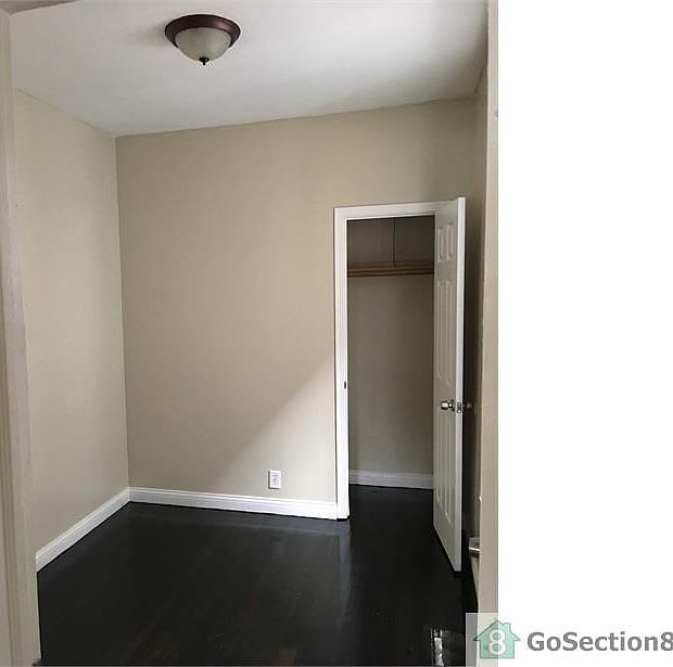 2nd image of 13439 S Sacramento Ave