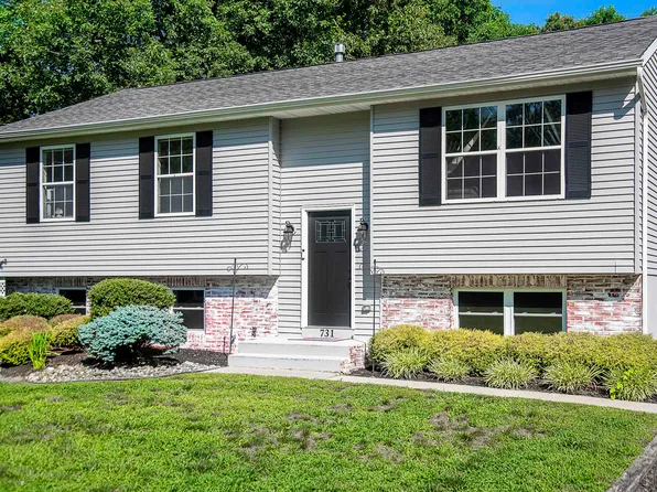 731 Pennsylvania Ave, Franklinville, NJ 08322