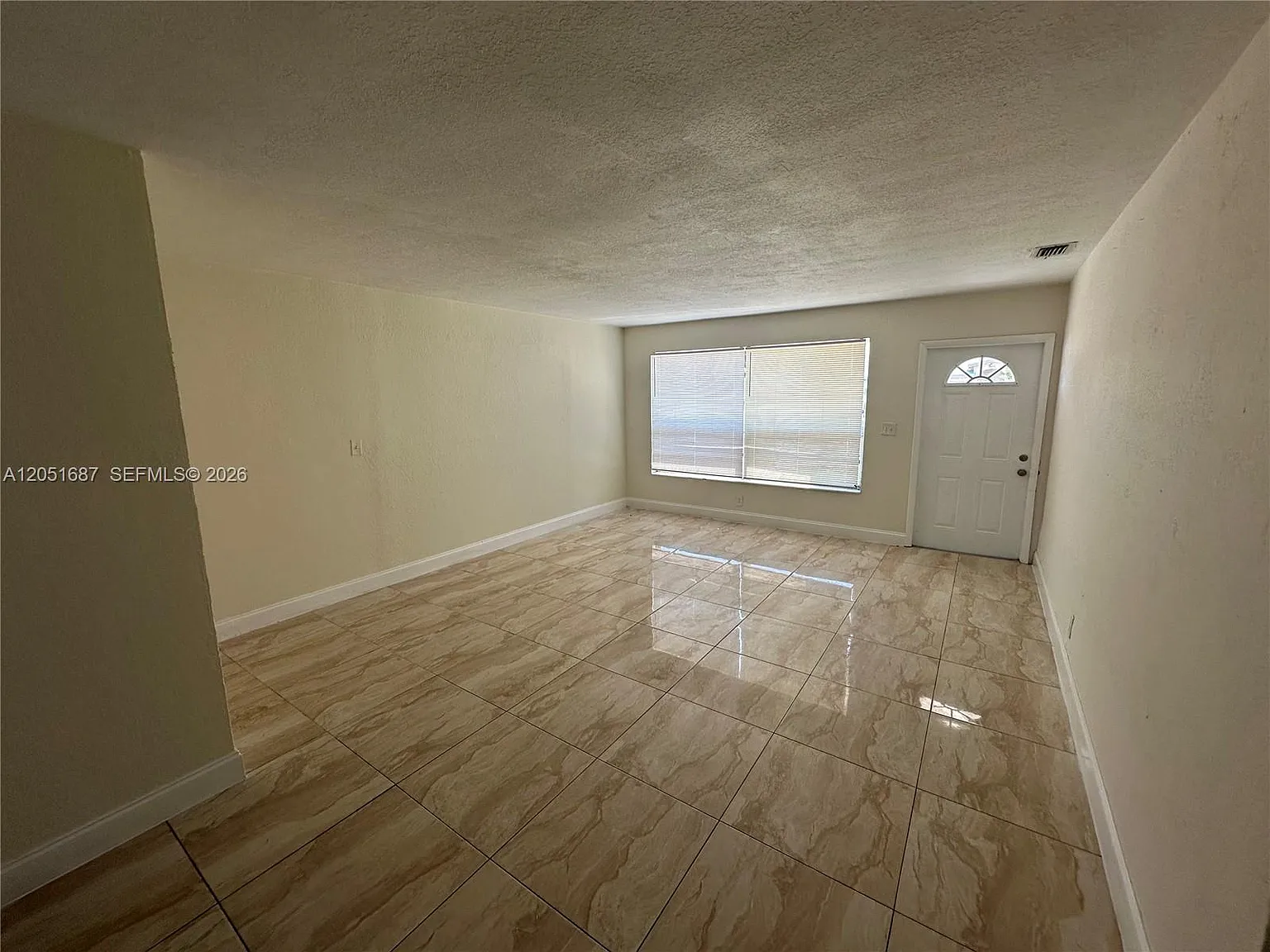 Fairmont — Photo 2