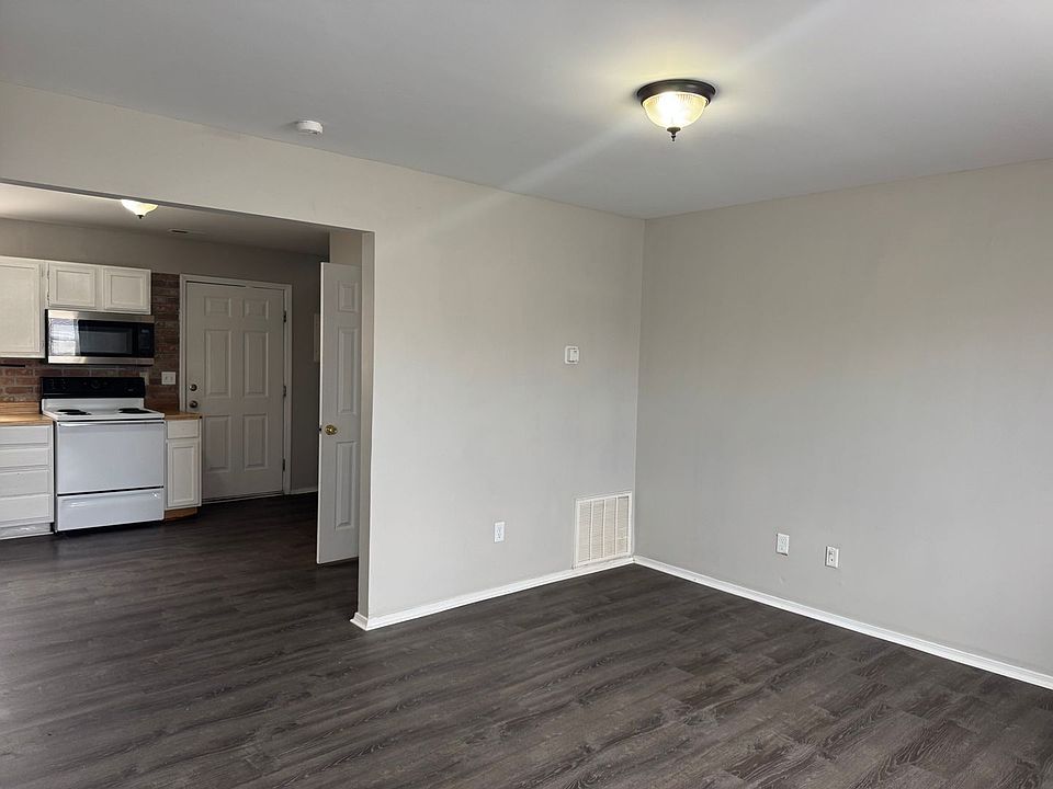 1st image of 745 Wabash St #745