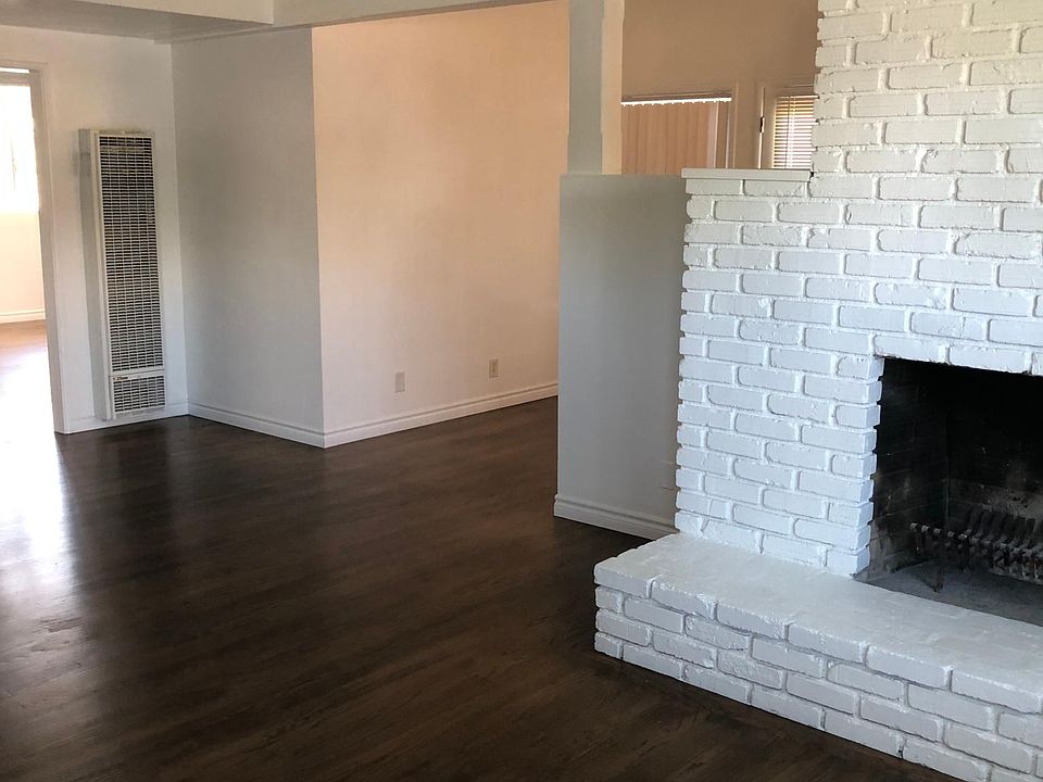 2nd image of 1301 Clay St #1301