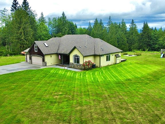 5th image of 20219 44th Avenue NW