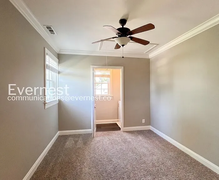 109 Mayfair Rd — Photo 17
