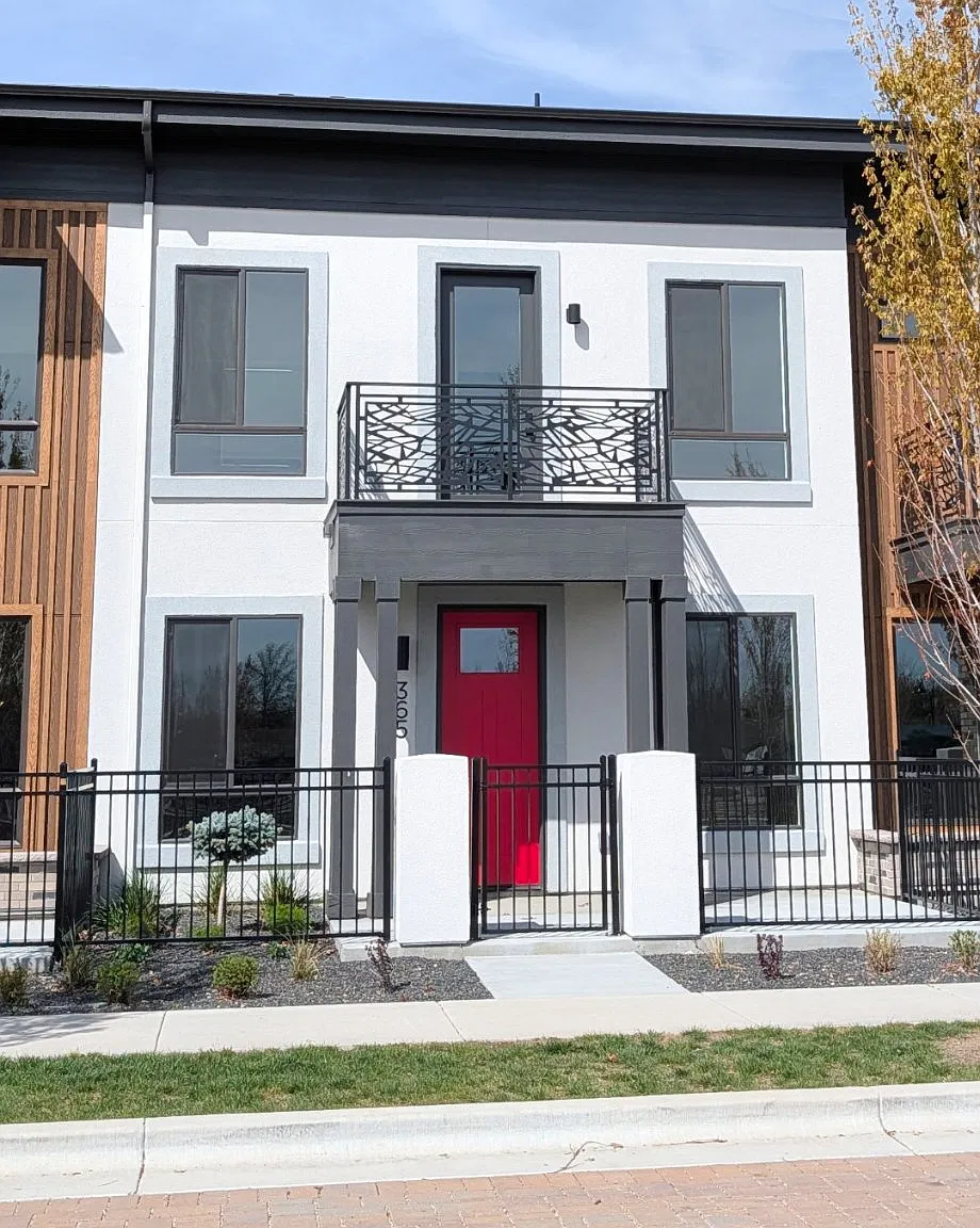 Pet Friendly Home Near Downtown Eagle — Photo 1