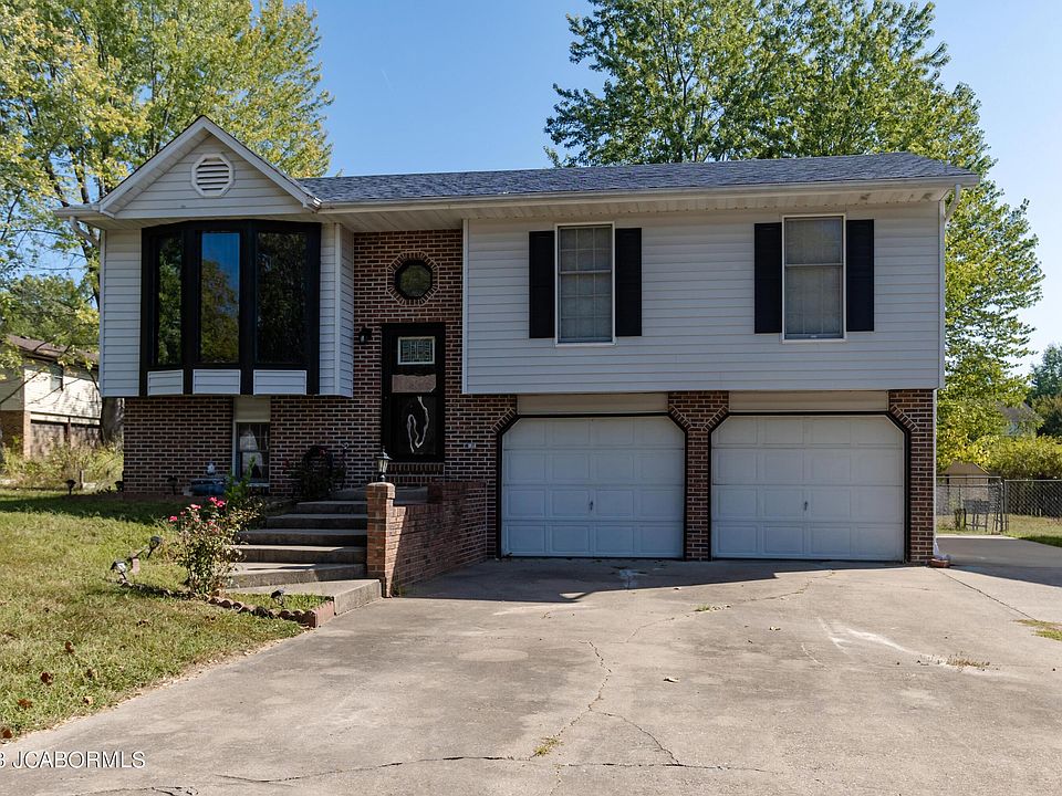 1st image of 1605 Truman Dr