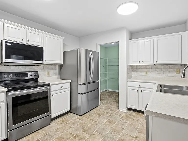 12192 Maize Dr — Photo 14