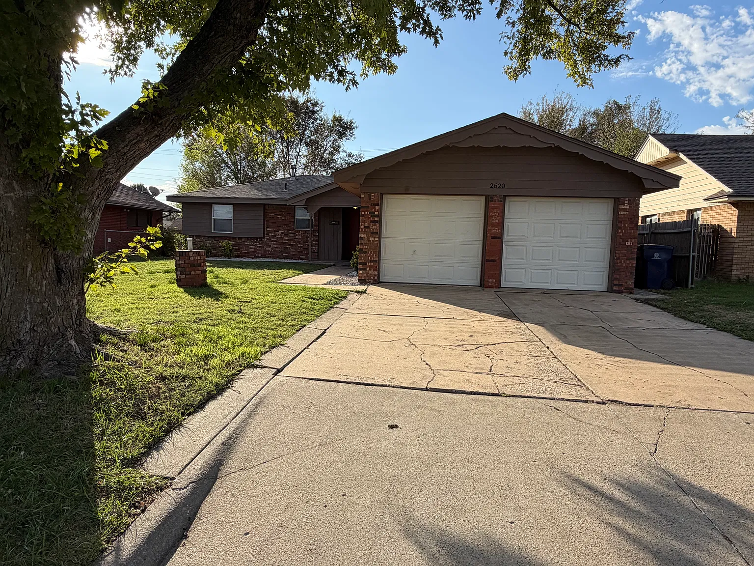 4 bed, 1.5 bath, 1480 sqft, $1,550 — Photo 1