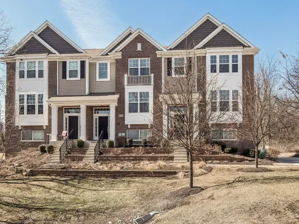 4748 Fender Rd, Lisle, IL 60532