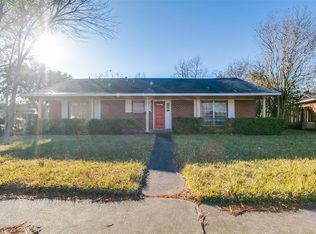 923 Arvana St, Houston, TX 77034