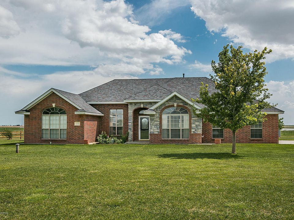 1st image of 20201 Laramie Dr
