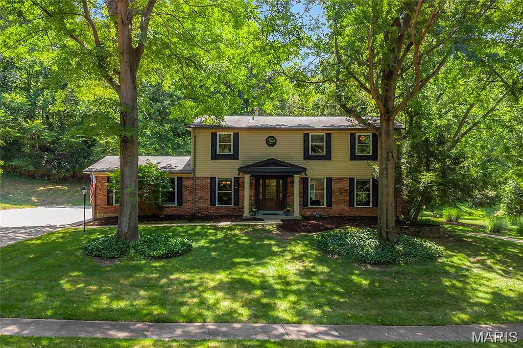 10861 Forest Path Dr photo 1