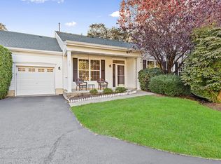 409 Spring Meadow Dr, Lakewood, NJ 08701