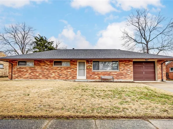 1616 Lanbury Dr, Dayton, OH 45439