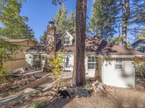 471 Temple Ln, Big Bear Lake, CA 92315