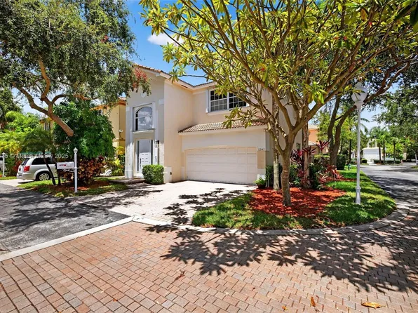 1241 Johnson Ct, Hollywood, FL 33019