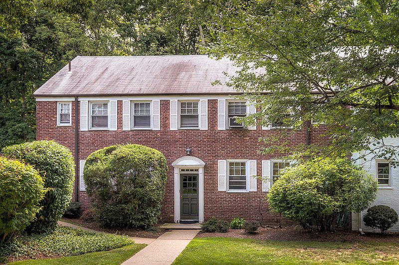 1st image of 17 Green Acres Dr APT 57