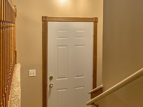 2nd image of 13902 Barretts Cir
