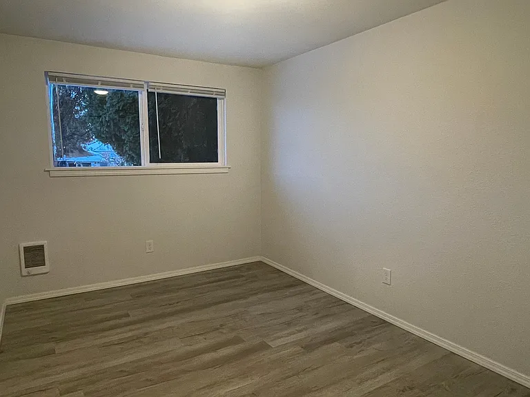 1103 Methow St — Photo 15