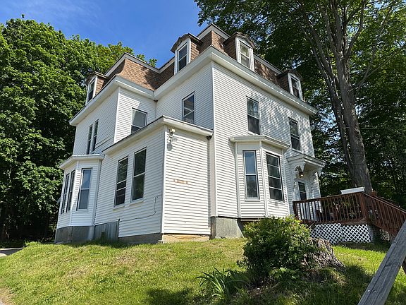 3rd image of 10 Rollins Rd #3