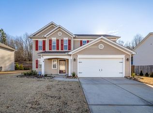 161 Stonewood Crossing Dr, Boiling Springs, SC 29316