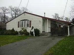 23 Boulevard E photo 1