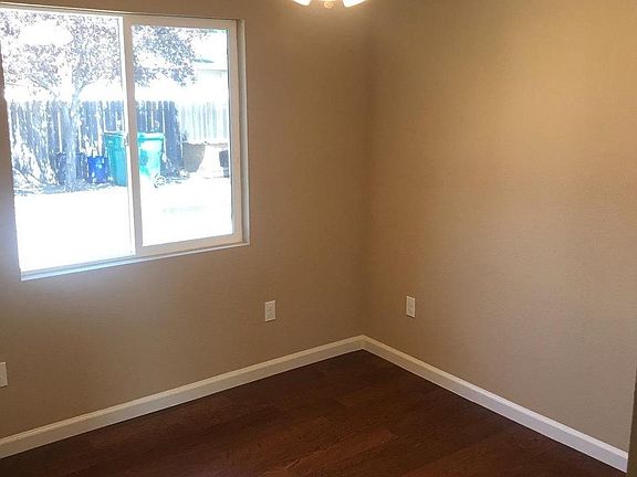 5th image of 1727 Rhode Island Ave #C