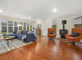 604 NW B St #ID1221860P, Bentonville, AR 72712