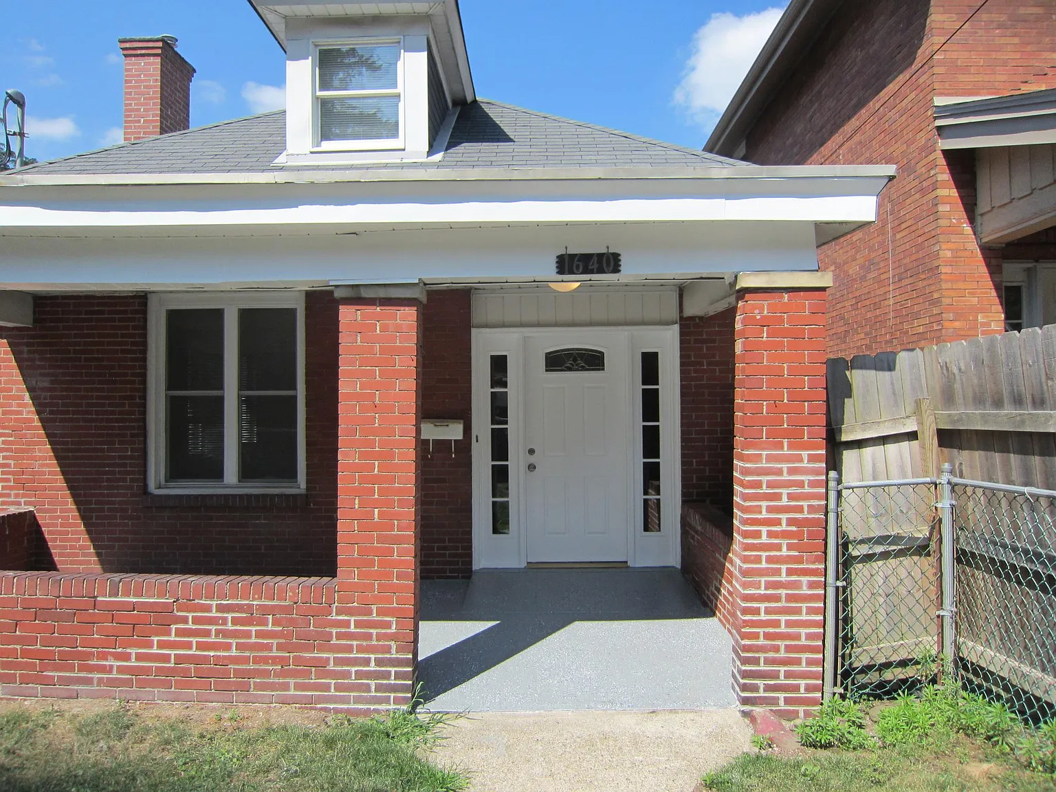 3 bed, 1850 sqft, $1,700 — Photo 2