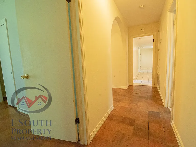 5520 Vienna Ave — Photo 4