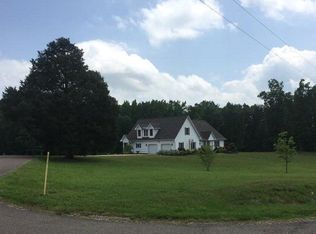 40 Winchester Rd, Paris, TN 38242