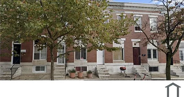 4 bed, 962 sqft, $1,950 — Photo 1