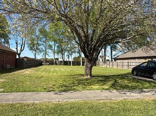 106 Briarmeadow Dr, Lafayette, LA 70508