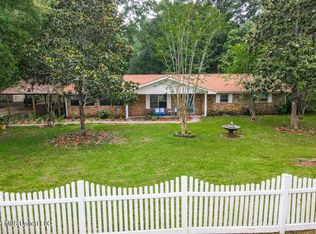 557 Walkiah Bluff Rd, Picayune, MS 39466