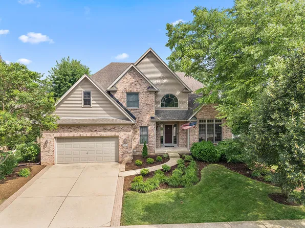 531 W Thornwood Dr, South Elgin, IL 60177