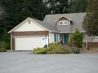 83 McKenzie Ln, Port Ludlow, WA 98365