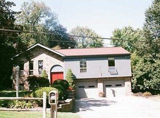 3864 Ohio Dr, Allison Park, PA 15101