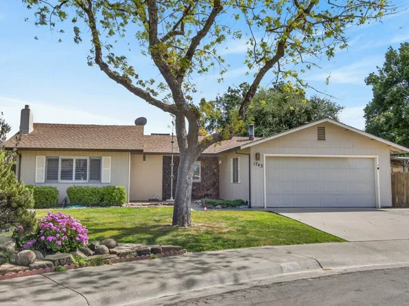 1743 Casa Nueva St, Woodland, CA 95695