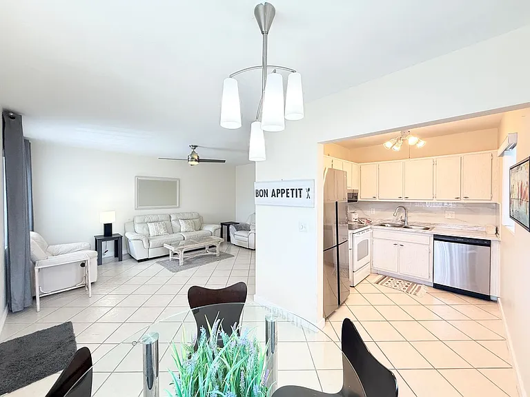 2880 Lake Osborne Dr #205 — Photo 1