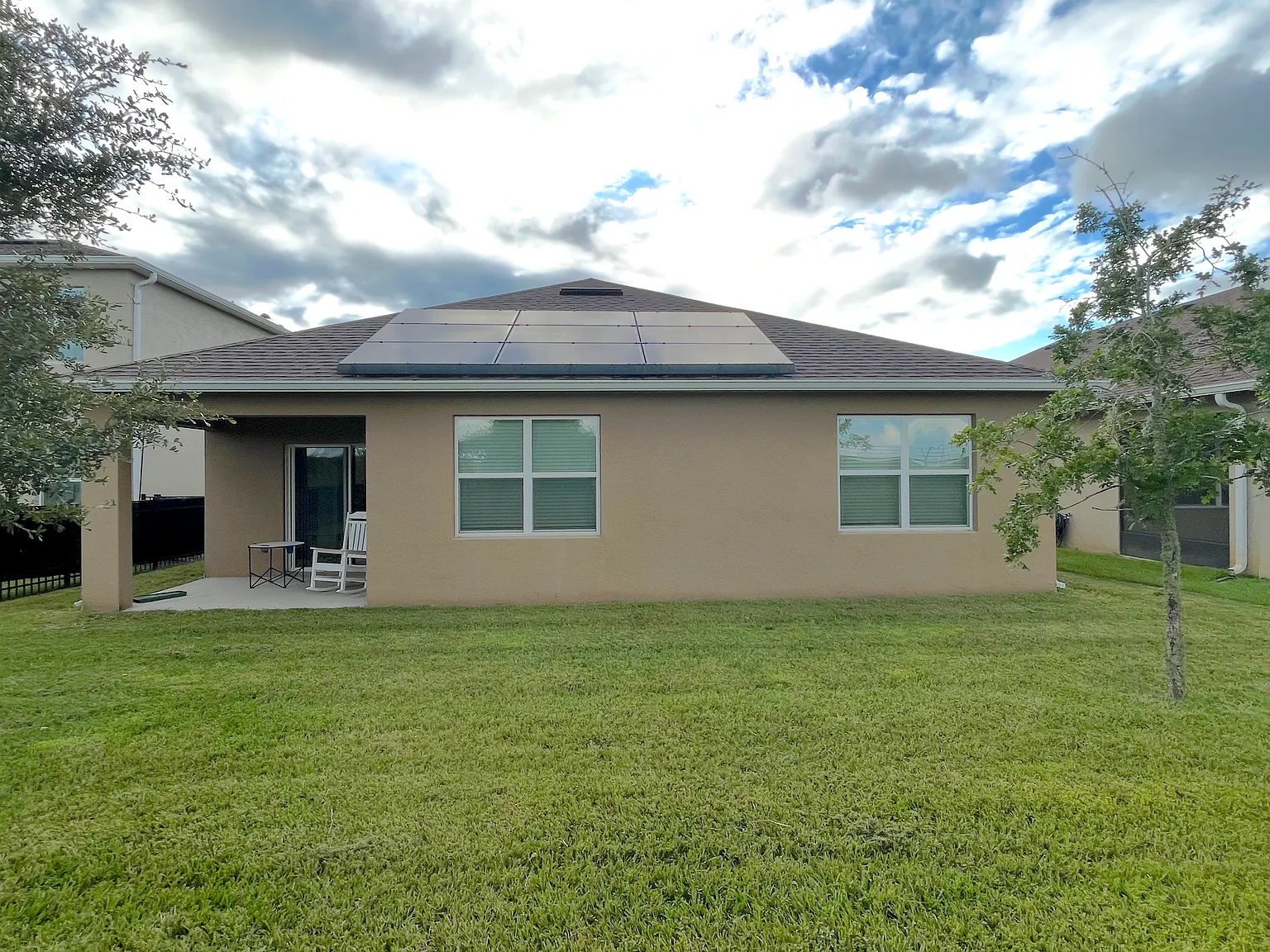 4 bed, 1836 sqft, $2,600 — Photo 2