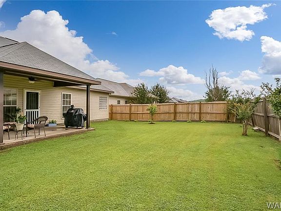 4th image of 5124 Windsor Ln