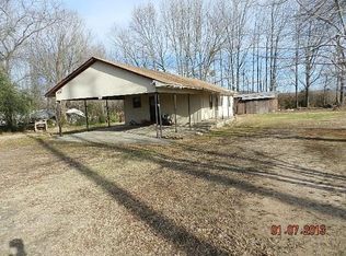 1132 Ferry Rd, Ozark, AR 72949