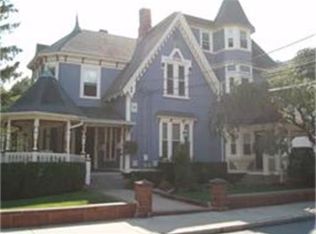 34 High St APT 4, North Attleboro, MA 02760