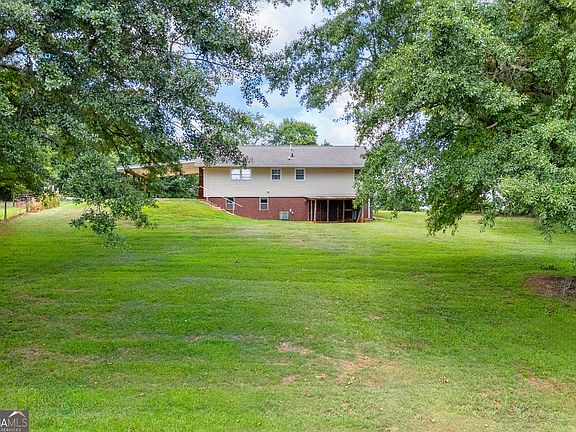 3rd image of 6091 Stone Bridge Rd
