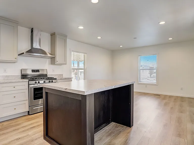 2627 S Lamb Blvd #225 — Photo 14