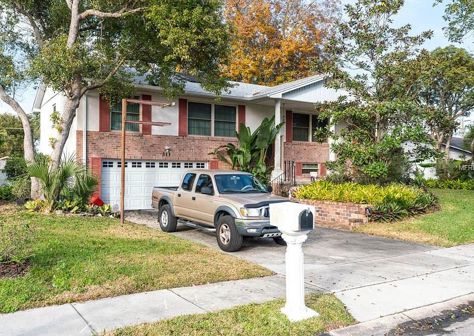 1st image of 311 Oak Hill Dr